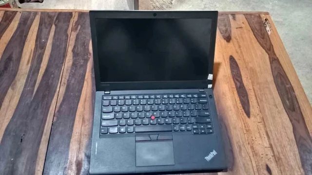 Laptop Thinkpad X270